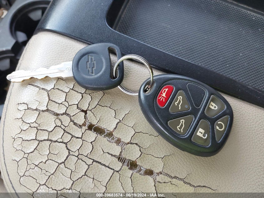 2014 Chevrolet Tahoe Lt VIN: 1GNSCBE00ER245296 Lot: 39683574