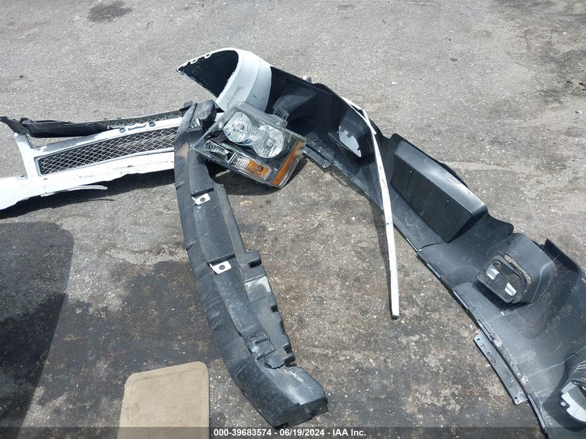 2014 Chevrolet Tahoe Lt VIN: 1GNSCBE00ER245296 Lot: 39683574