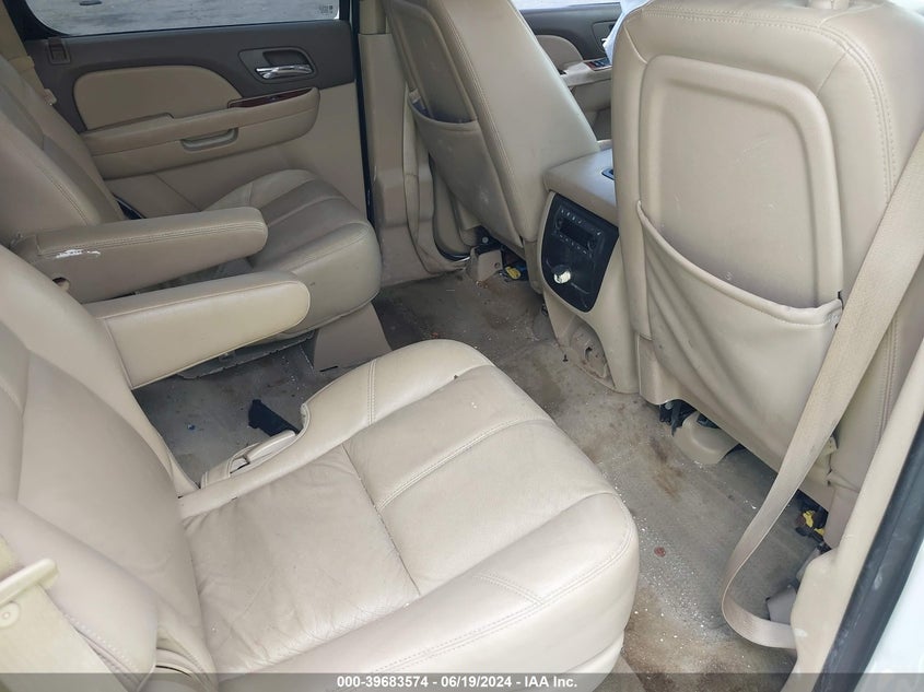 2014 Chevrolet Tahoe Lt VIN: 1GNSCBE00ER245296 Lot: 39683574