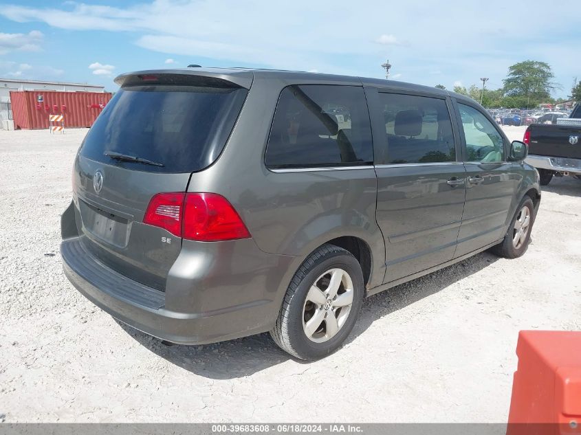 2010 Volkswagen Routan Se VIN: 2V4RW3D16AR272379 Lot: 39683608