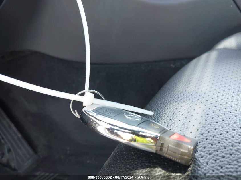 2018 Mercedes-Benz C 300 VIN: 55SWF4JB3JU277226 Lot: 39683632