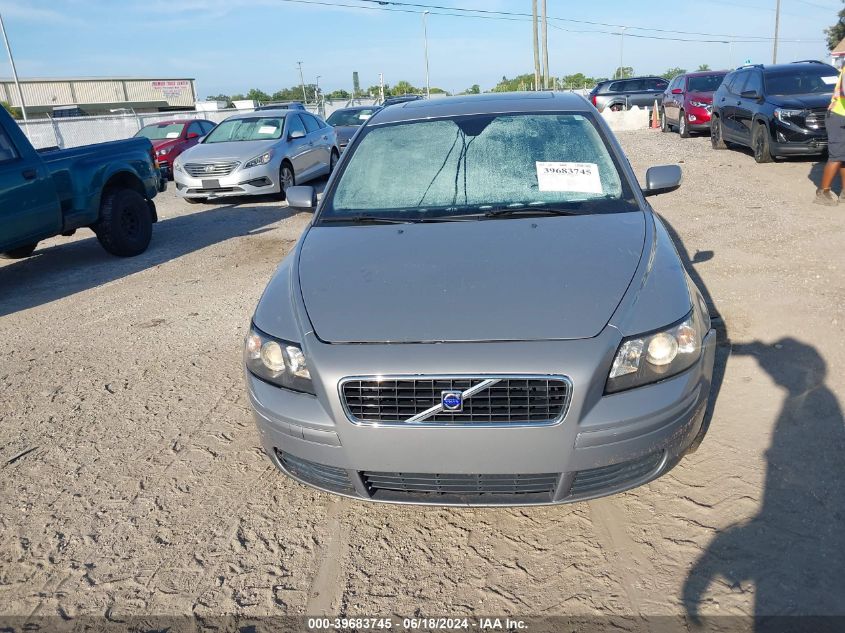 2005 Volvo S40 2.4I VIN: YV1MS382652054668 Lot: 39683745