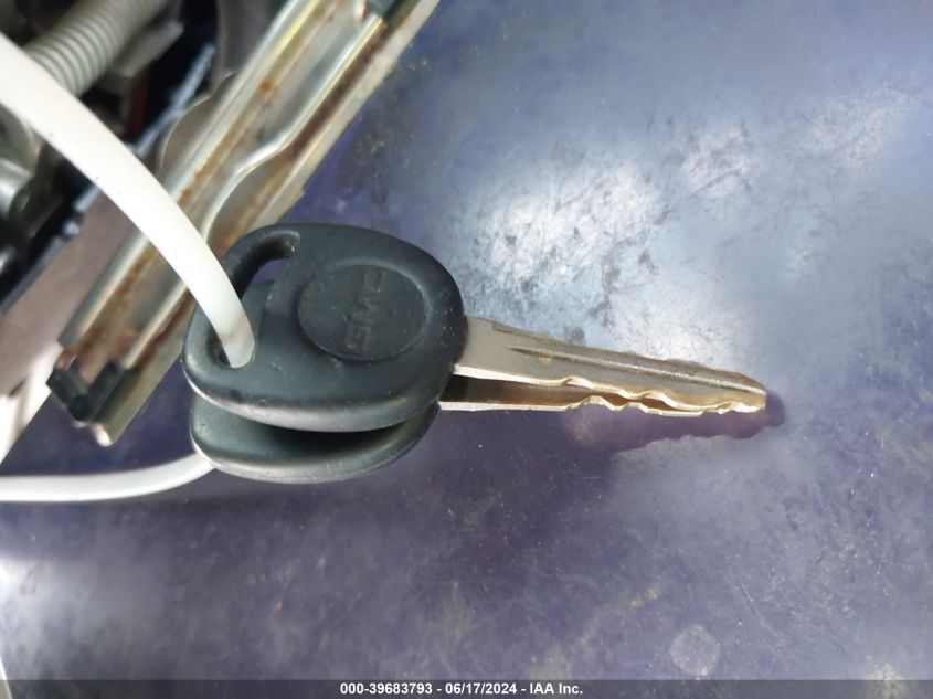 2000 GMC Sierra 1500 Sle VIN: 1GTEK19TXYZ288958 Lot: 39683793