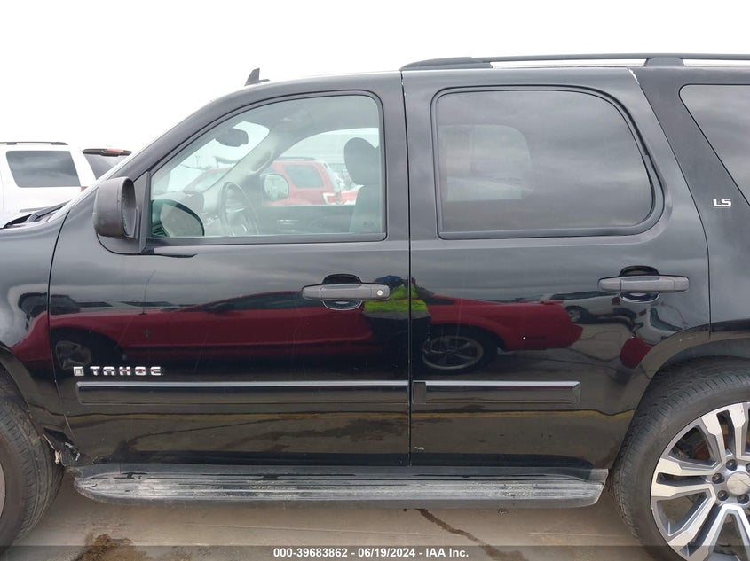 2007 Chevrolet Tahoe Ls VIN: 1GNFC13C07R425230 Lot: 39683862