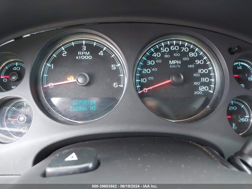 2007 Chevrolet Tahoe Ls VIN: 1GNFC13C07R425230 Lot: 39683862