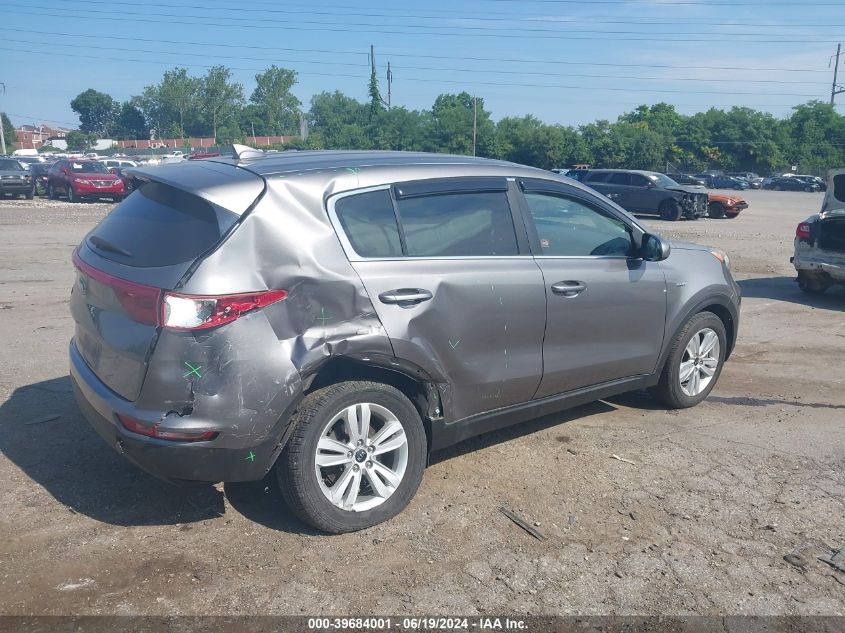 KNDPMCACXJ7438840 2018 Kia Sportage Lx