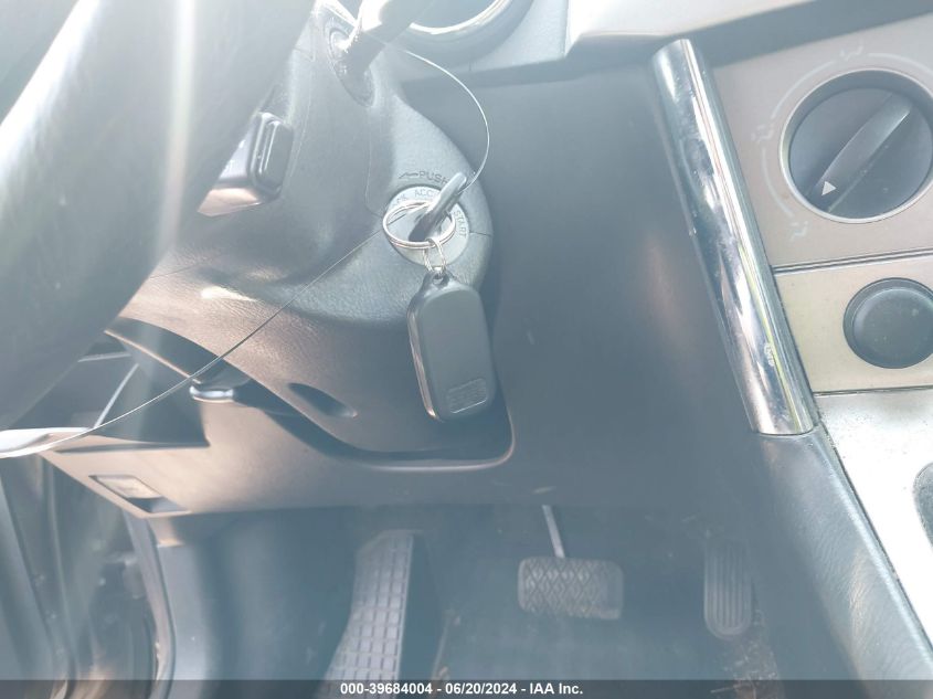 2004 Pontiac Vibe VIN: 5Y2SL628X4Z401353 Lot: 39684004