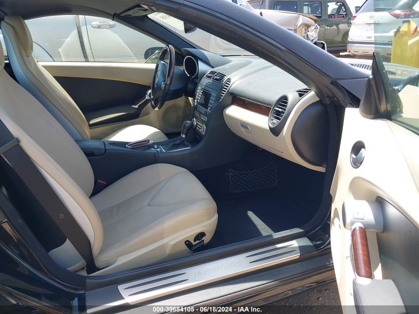 2007 Mercedes-Benz Slk 350 VIN: WDBWK56F47F151216 Lot: 39684105