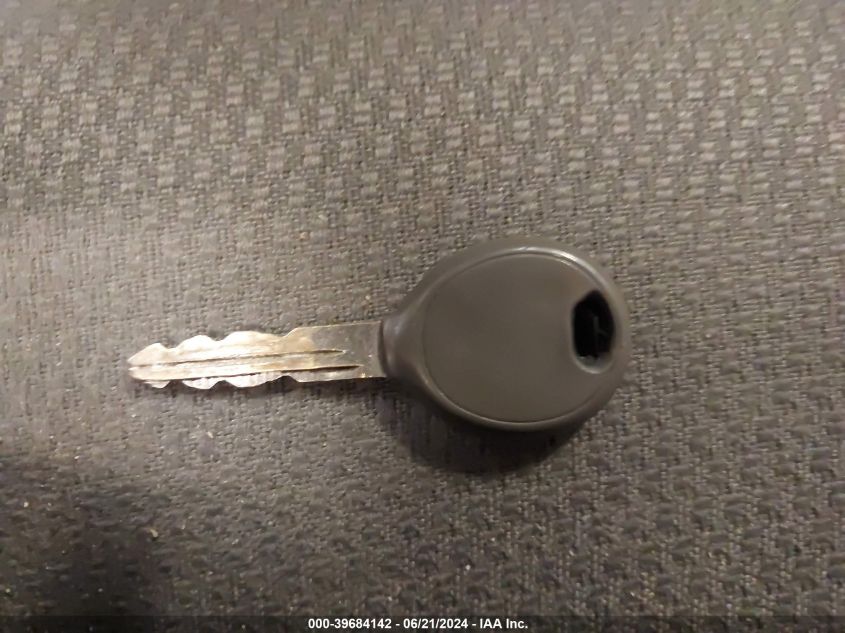 2004 Jeep Grand Cherokee Laredo VIN: 1J8GW48N84C248353 Lot: 39684142