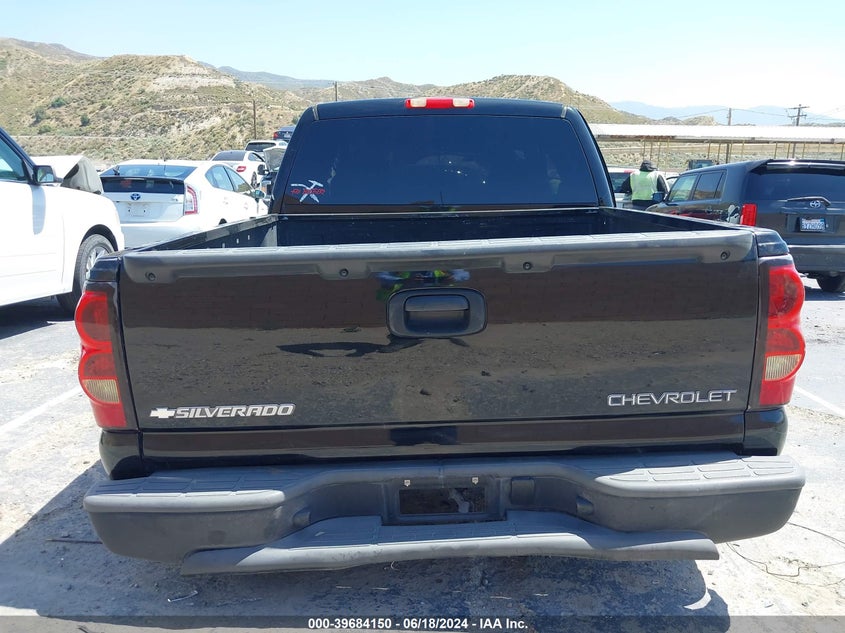 2005 Chevrolet Silverado 1500 Ls VIN: 2GCEC13T051365881 Lot: 39684150