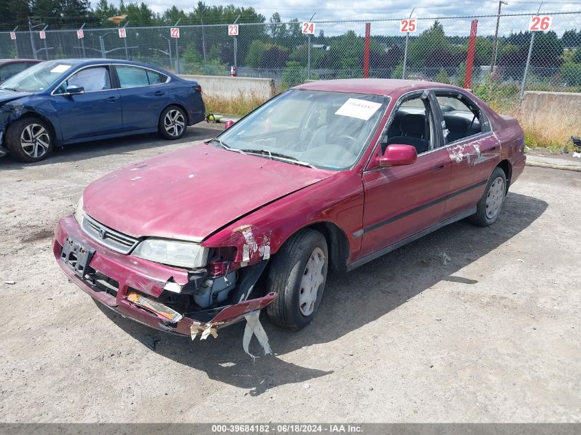 1996 Honda Accord Lx/Ex VIN: 1HGCD5635TA269448 Lot: 39684182