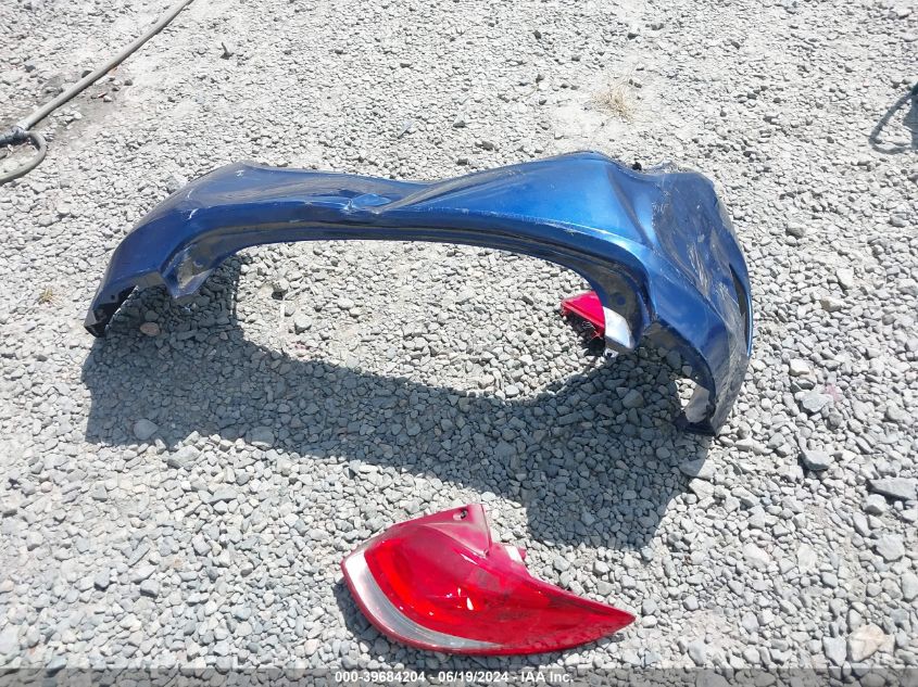 2017 Hyundai Veloster VIN: KMHTC6AD3HU322432 Lot: 39684204