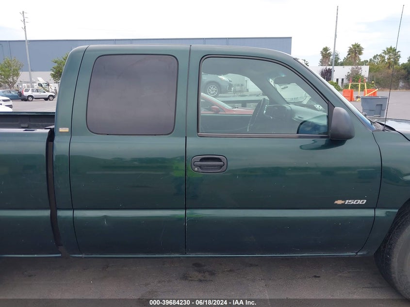 2002 Chevrolet Silverado 1500 VIN: 2GCEC19W621147537 Lot: 39684230