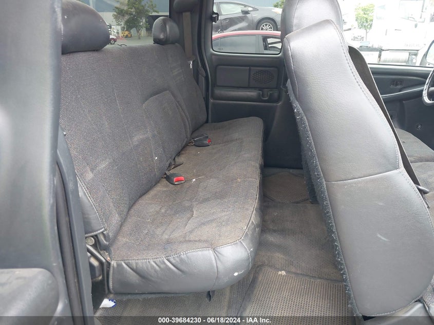 2002 Chevrolet Silverado 1500 VIN: 2GCEC19W621147537 Lot: 39684230