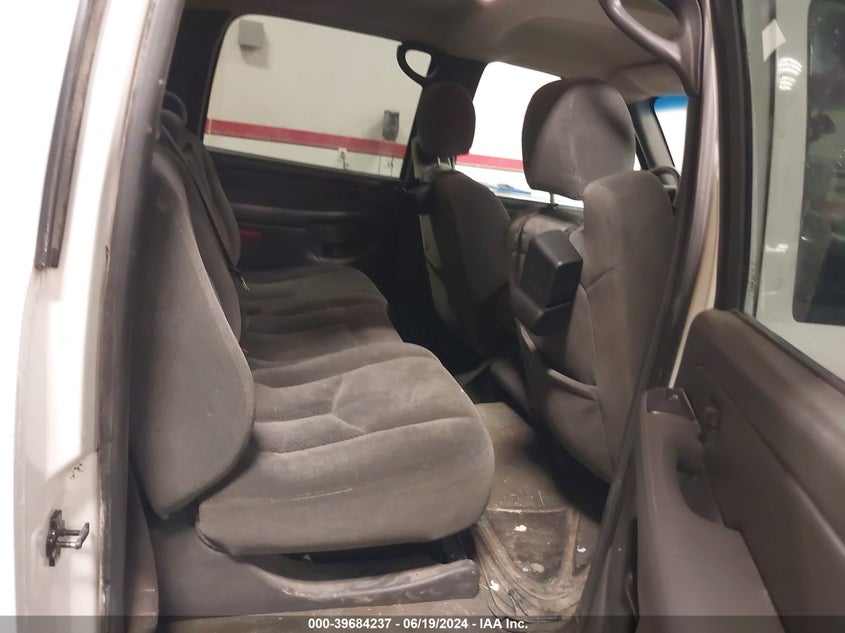 2004 Chevrolet Silverado 2500 Ls VIN: 1GCGK23UX4F153703 Lot: 39684237