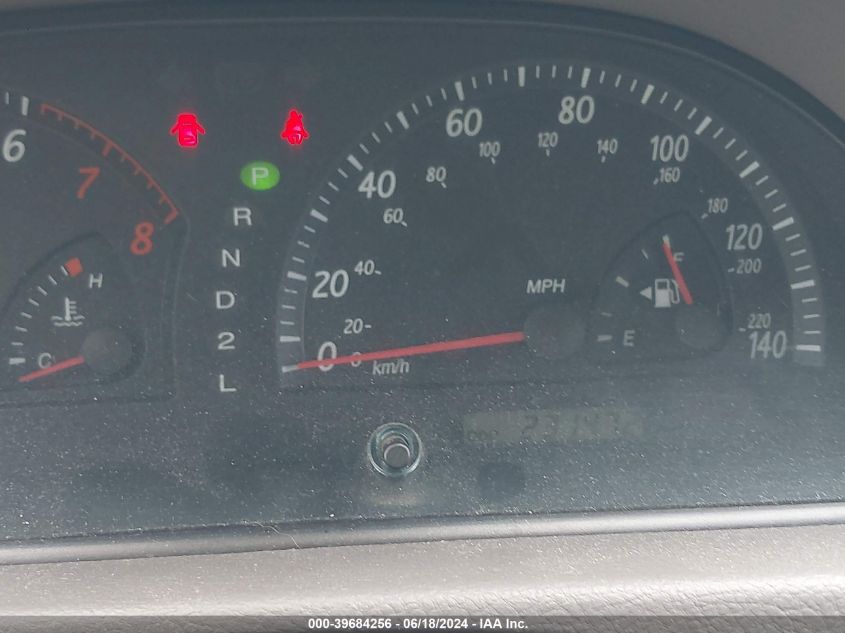 2003 Toyota Camry Le VIN: JTDBE32K930170159 Lot: 39684256