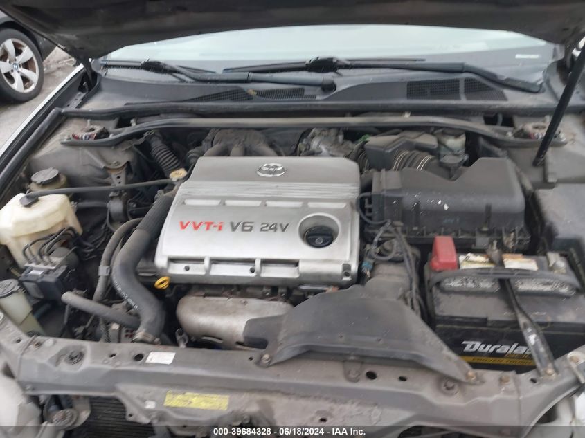 2005 Toyota Camry Xle V6 VIN: 4T1BF30K55U601099 Lot: 39684328