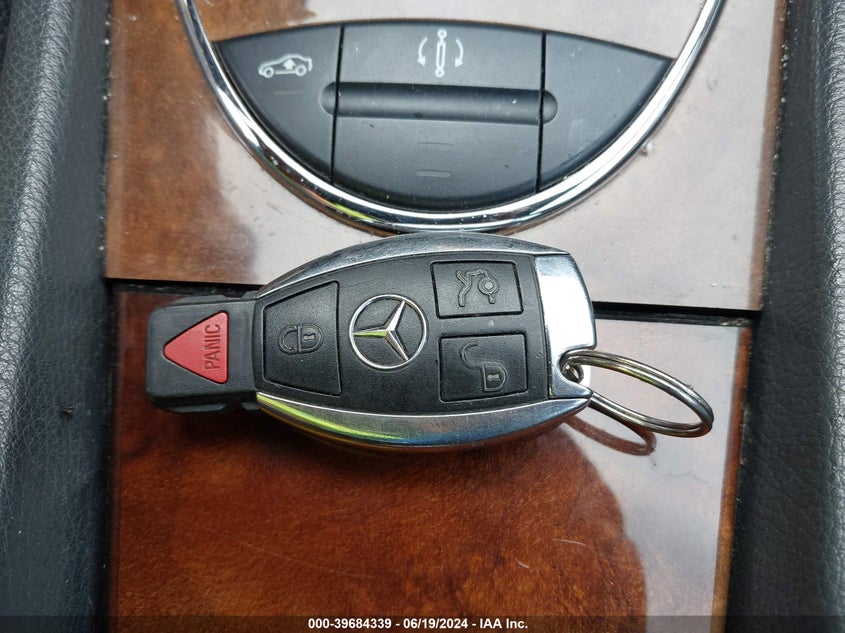 2003 Mercedes-Benz E-Class 5.0L VIN: WDBUF70J43A267060 Lot: 39684339