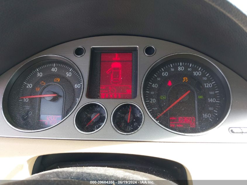 2009 Volkswagen Passat Komfort VIN: WVWJK73C09P018242 Lot: 39684358