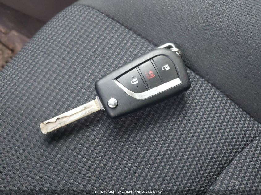 2021 Toyota Rav4 Le VIN: JTMF1RFV7MD070284 Lot: 39684362