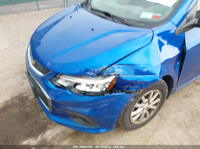 2018 Chevrolet Sonic Lt Auto VIN: 1G1JD5SG8J4124732 Lot: 39684364