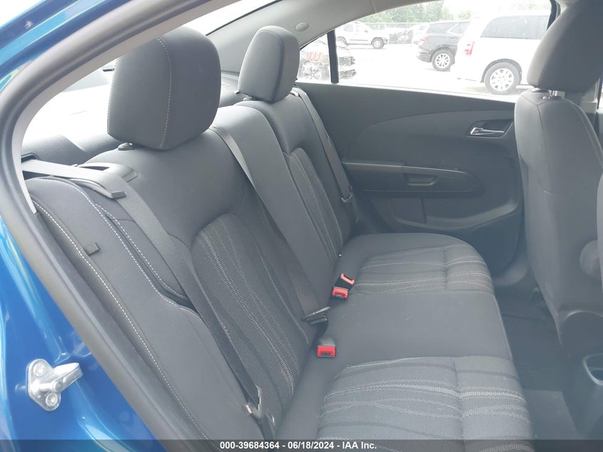 2018 Chevrolet Sonic Lt Auto VIN: 1G1JD5SG8J4124732 Lot: 39684364