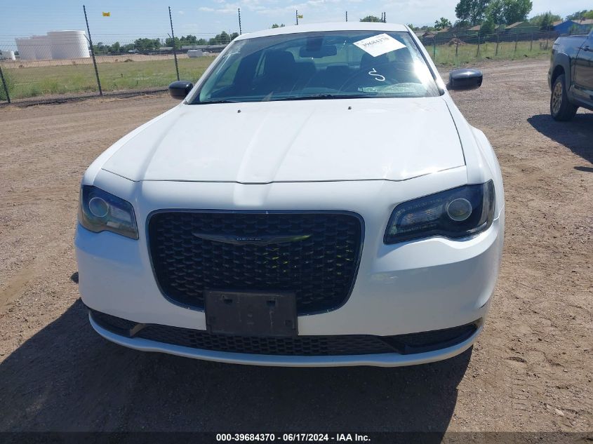 2022 Chrysler 300 Touring Awd VIN: 2C3CCARG5NH134567 Lot: 39684370