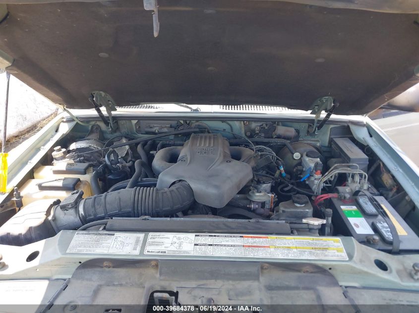 1998 Ford Explorer VIN: 1FMZU34E4WZA65226 Lot: 39684378