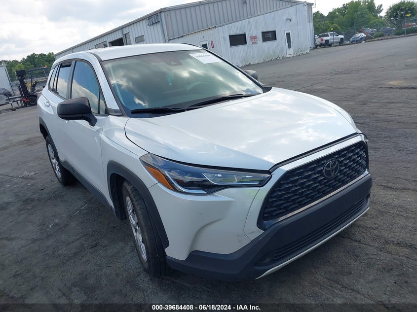 2022 Toyota Corolla Cross L VIN: 7MUAAAAG1NV010811 Lot: 39684408