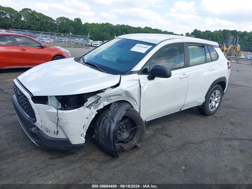 2022 Toyota Corolla Cross L VIN: 7MUAAAAG1NV010811 Lot: 39684408