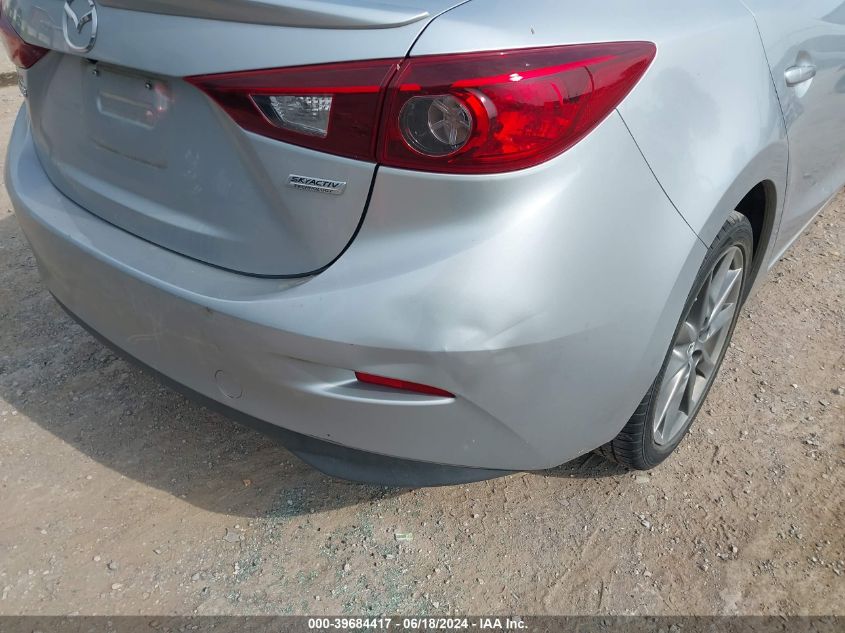 2018 Mazda Mazda3 Touring VIN: 3MZBN1V37JM223439 Lot: 39684417