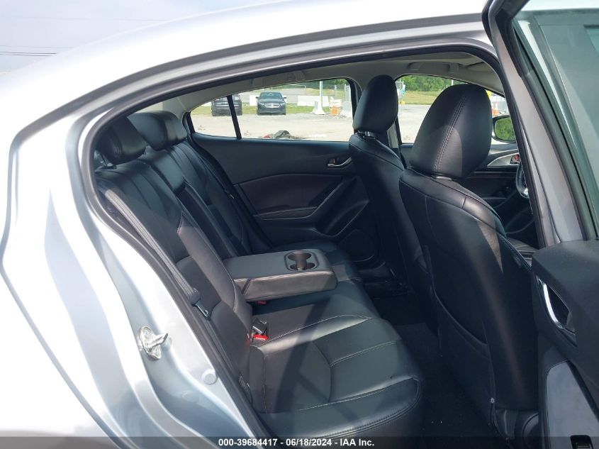 2018 Mazda Mazda3 Touring VIN: 3MZBN1V37JM223439 Lot: 39684417