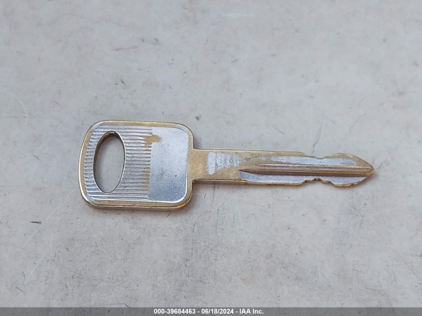 2000 Ford Ranger Xl/Xlt VIN: 1FTYR10C5YPA73487 Lot: 39684463