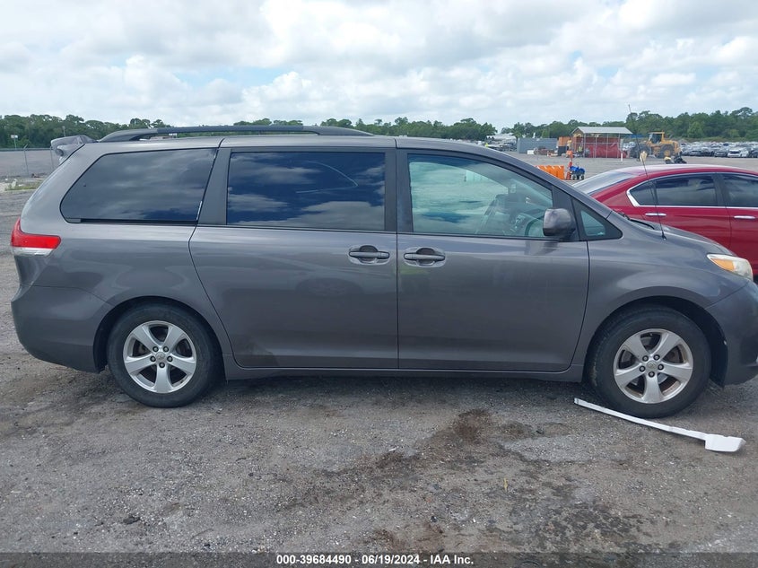 2014 Toyota Sienna Le V6 8 Passenger VIN: 5TDKK3DC5ES418079 Lot: 39684490