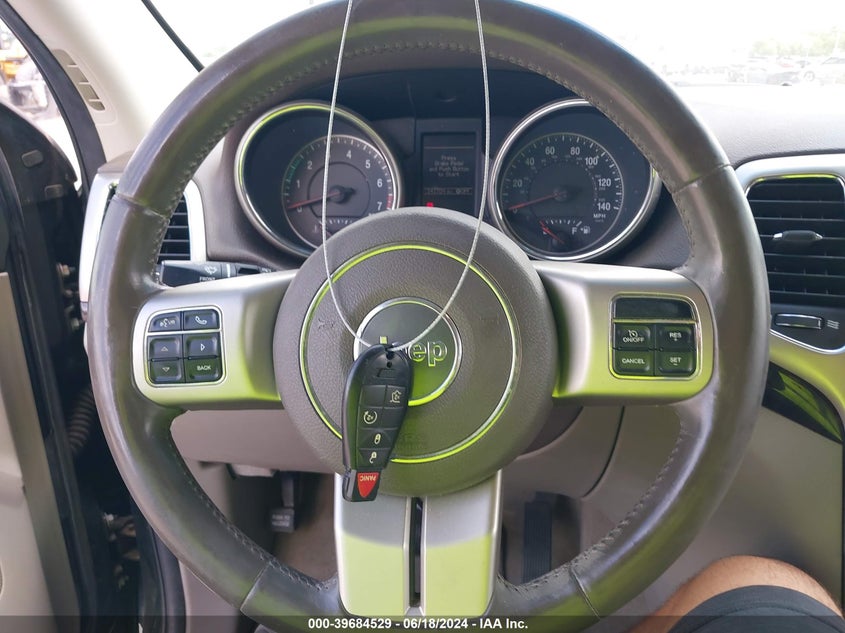 2011 Jeep Grand Cherokee Laredo VIN: 1J4RS4GG2BC541316 Lot: 39684529