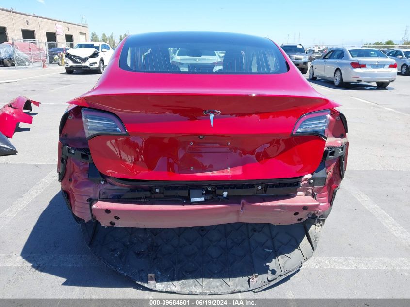 2018 Tesla Model 3 Long Range/Mid Range VIN: 5YJ3E1EA3JF045670 Lot: 39684601