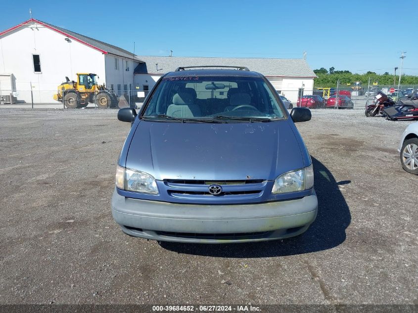 2000 Toyota Sienna Le/Xle VIN: 4T3ZF13C8YU284986 Lot: 39684652