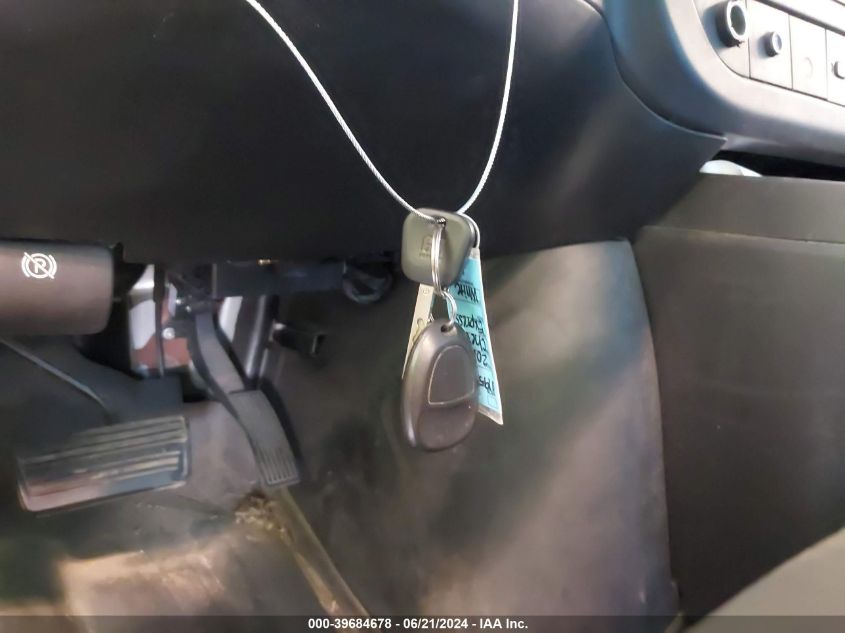 2017 Chevrolet Express 2500 Work Van VIN: 1GCWGAFF8H1240622 Lot: 39684678