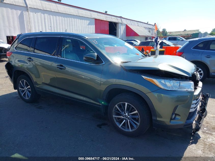 5TDJZRFH2JS900960 2018 TOYOTA HIGHLANDER - Image 1