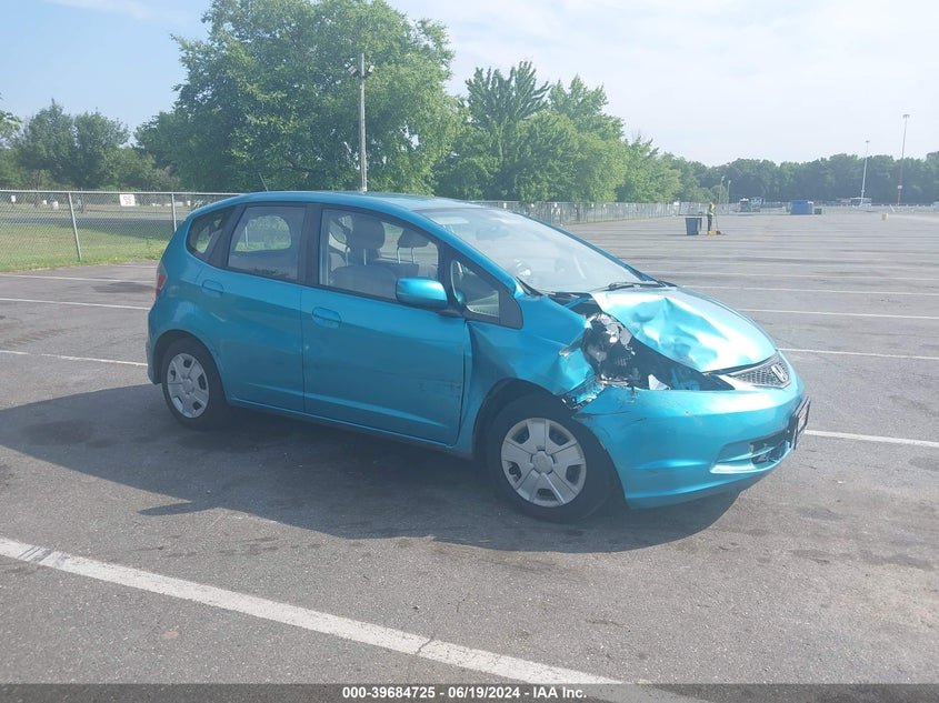 2013 HONDA FIT - JHMGE8H33DC030383