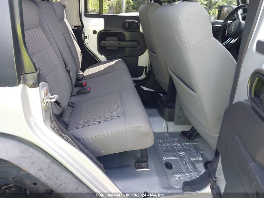 2009 Jeep Wrangler Unlimited Sahara VIN: 1J4GA59189L743838 Lot: 39684847