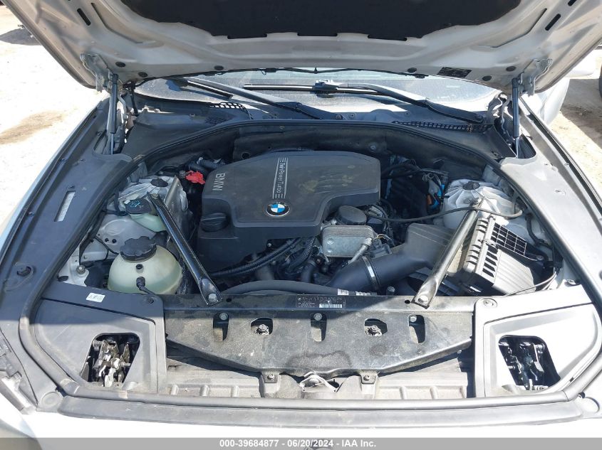 2012 BMW 528 Xi VIN: WBAXH5C57CDW10824 Lot: 39684877