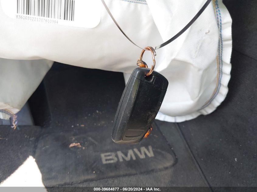 2012 BMW 528 Xi VIN: WBAXH5C57CDW10824 Lot: 39684877