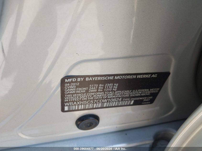 2012 BMW 528 Xi VIN: WBAXH5C57CDW10824 Lot: 39684877
