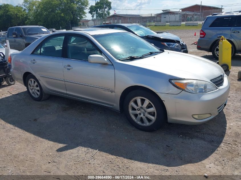 2004 Toyota Camry Xle VIN: 4T1BE30K44U906076 Lot: 39684890