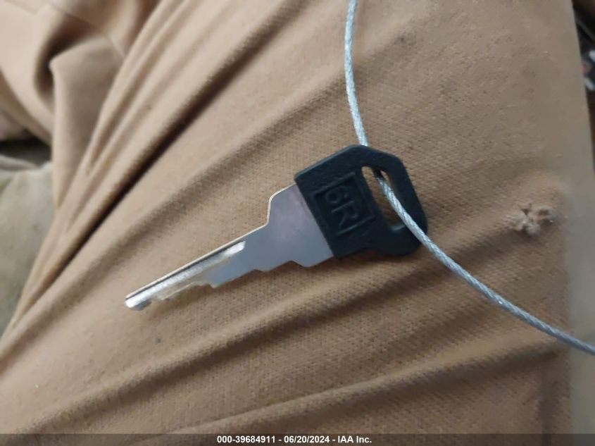 1993 GMC Sierra K1500 VIN: 1GDEK14K9PZ522077 Lot: 39684911