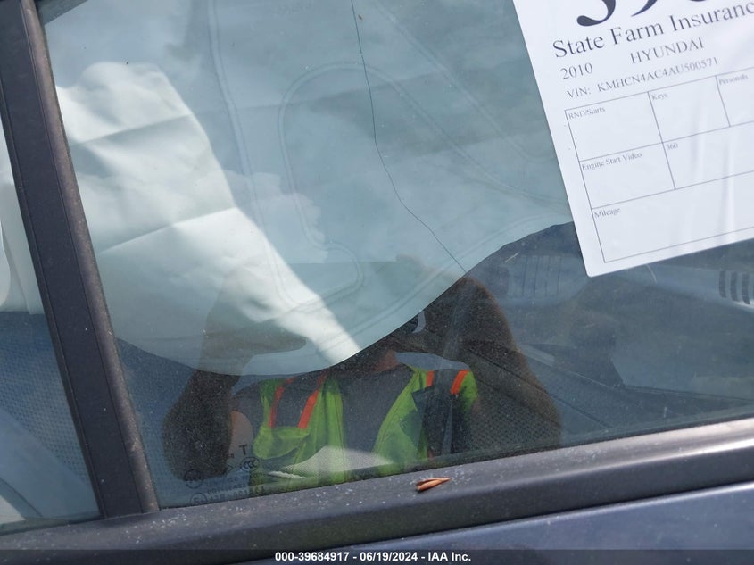 2010 Hyundai Accent Gls VIN: KMHCN4AC4AU500571 Lot: 39684917