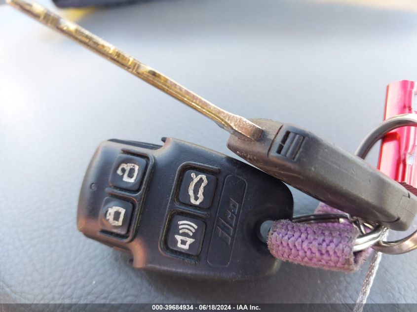 2005 Toyota Camry Le V6 VIN: 4T1BF32KX5U095590 Lot: 39684934