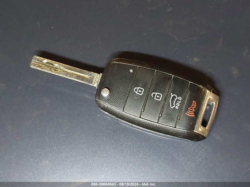 2014 Kia Soul + VIN: KNDJP3A57E7075210 Lot: 39684943