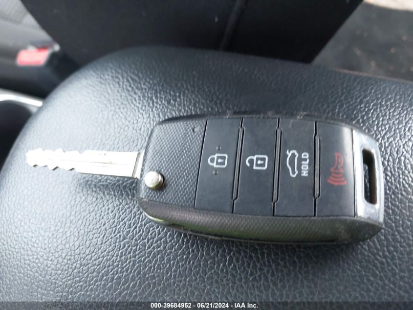 2017 Kia Forte Lx VIN: 3KPFK4A7XHE107079 Lot: 39684952